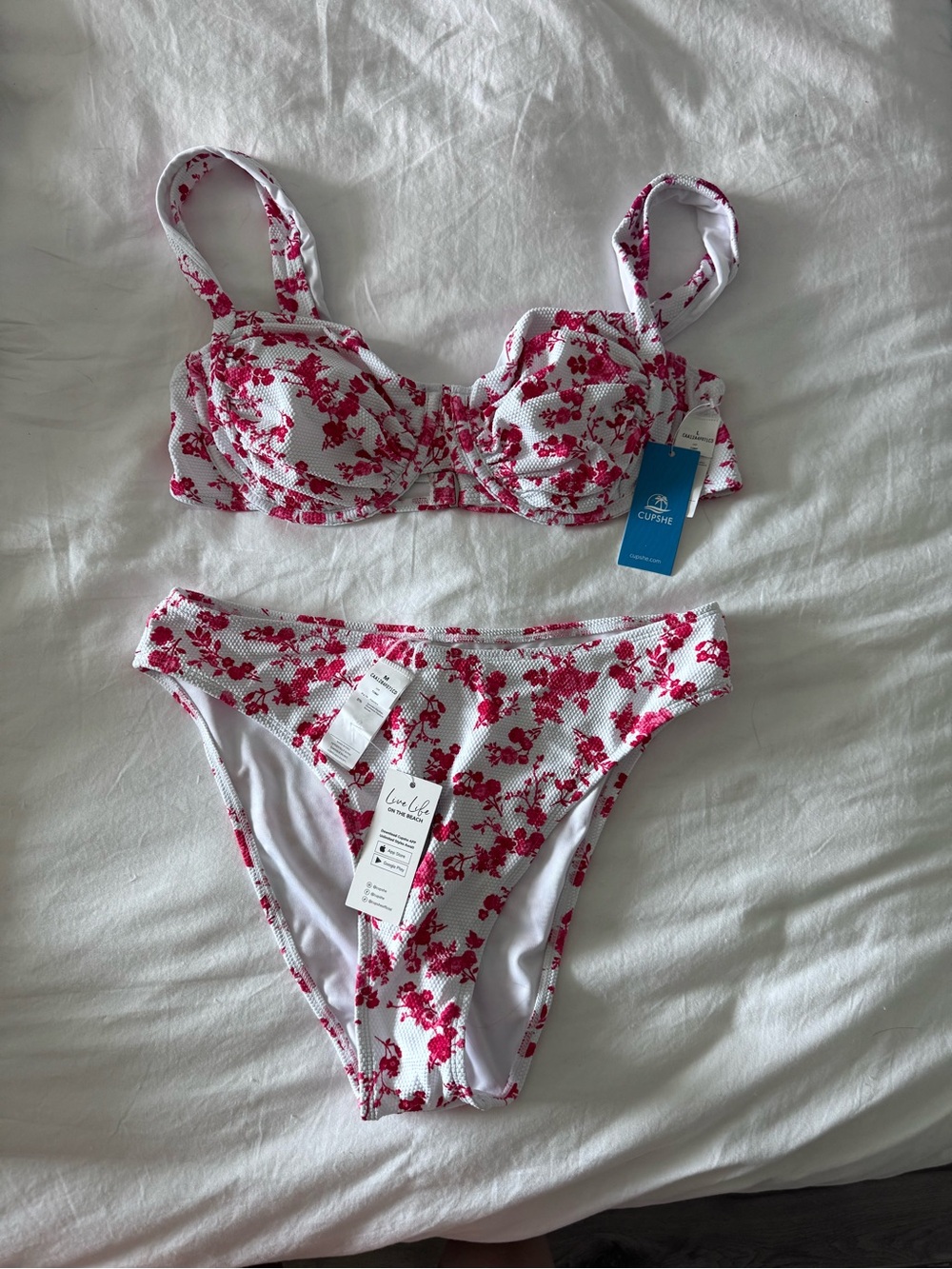 🌸White Bikini Set with Red Floral Print